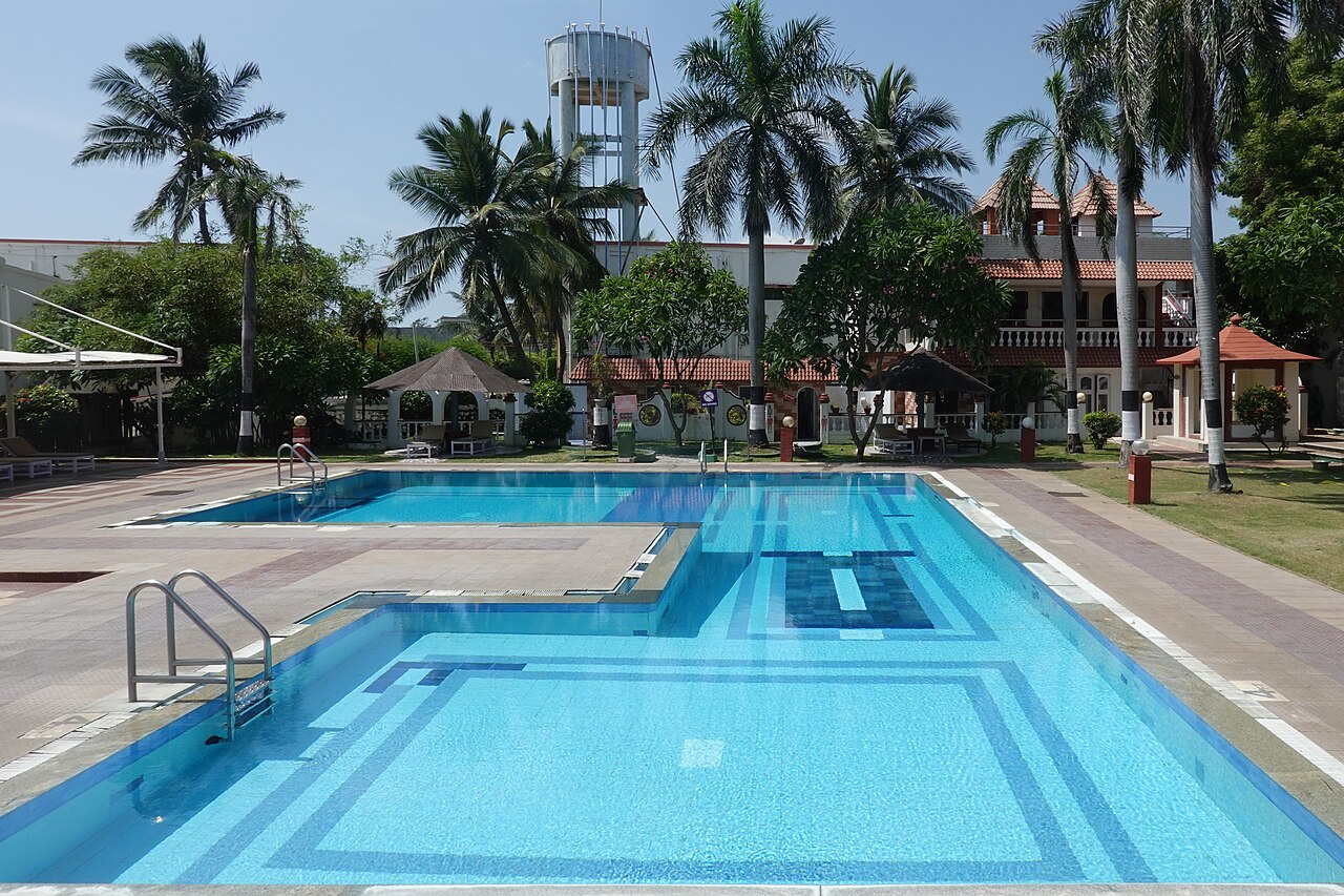 Resort Swimming Pool